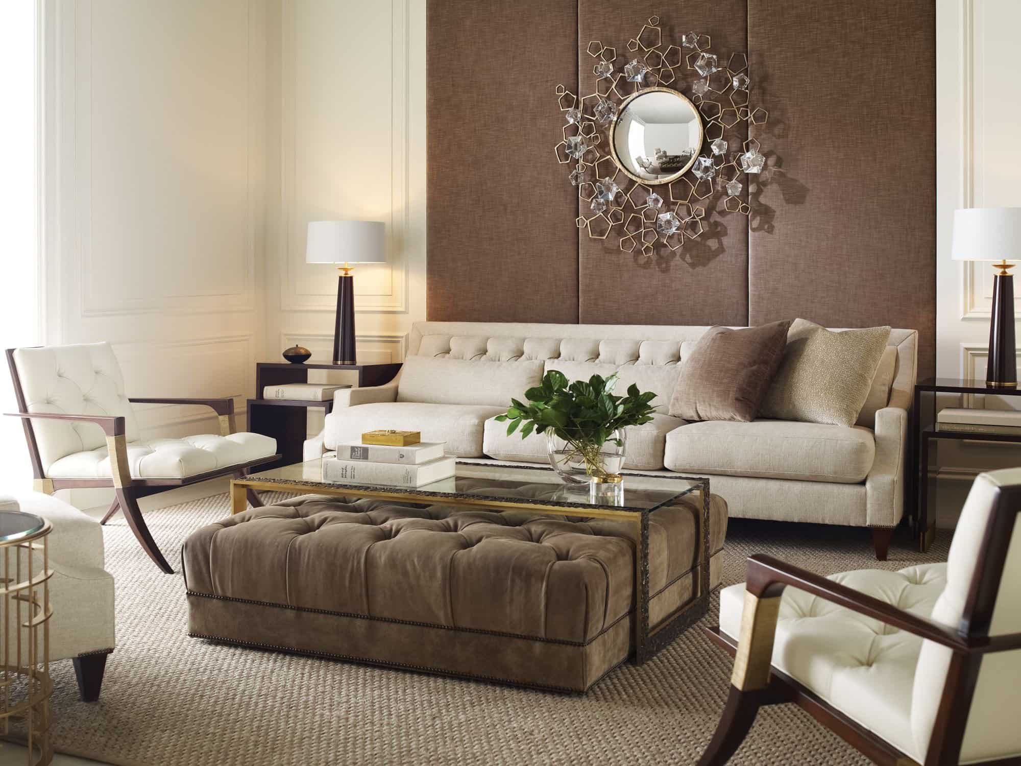 сочетание белой и коричневой мебели
